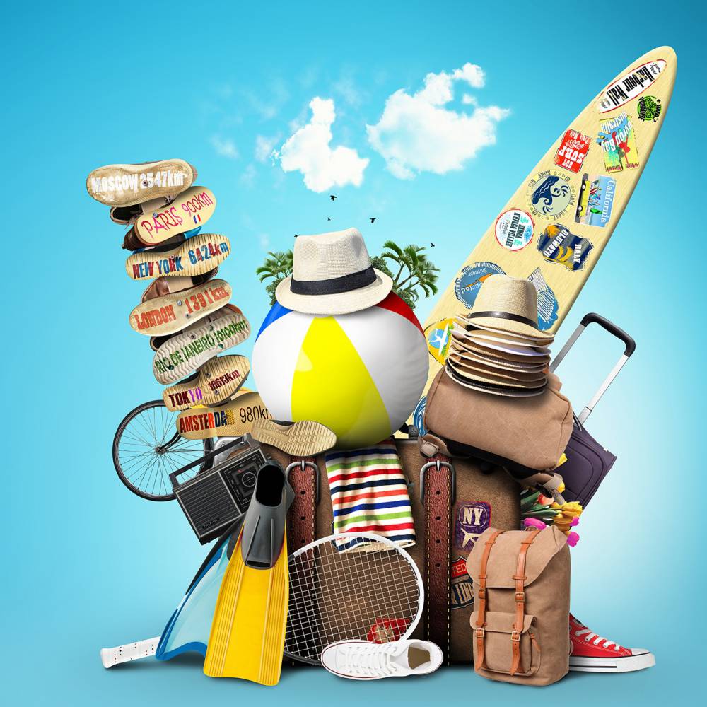 vakantiebenodigdheden, koffer, surfplank, bal, hoed, schoenen, tas, flippers, tennis racket, handdoek, fiets